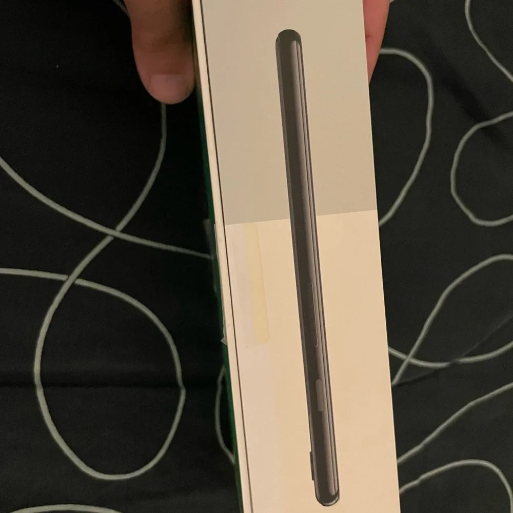 google pixel box